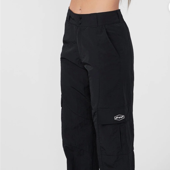 ❌SOLD❌ Young LA cargo pants - Picture 2 of 4